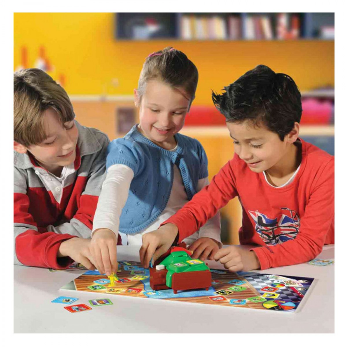 AS ΕΠΙΤΡΑΠΕΖΙΟ ΜΗΝ ΞΥΠΝΗΣΕΙΣ ΤΟΝ ΜΠΑΜΠΑ 1040-10013