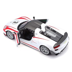BURAGO 1/24 PORCHE 918 WEISSACH 18-28009