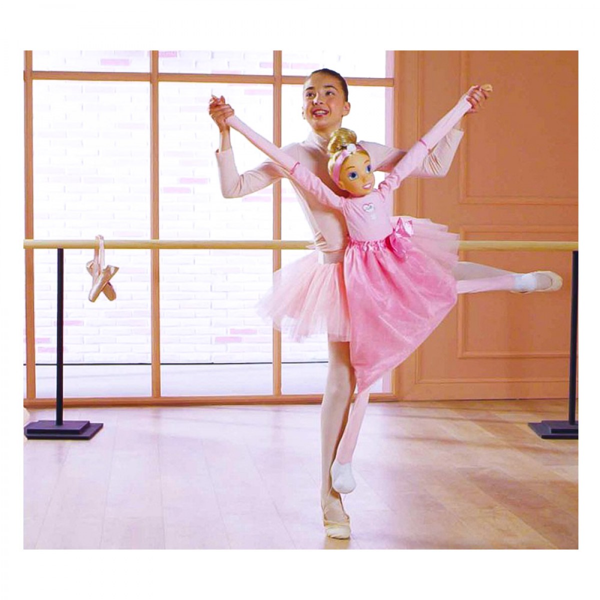 JUST TOYS MOLLY BALERINA ΧΟΡΕΨΕ ΜΑΖΙ ΜΟΥ BD1921