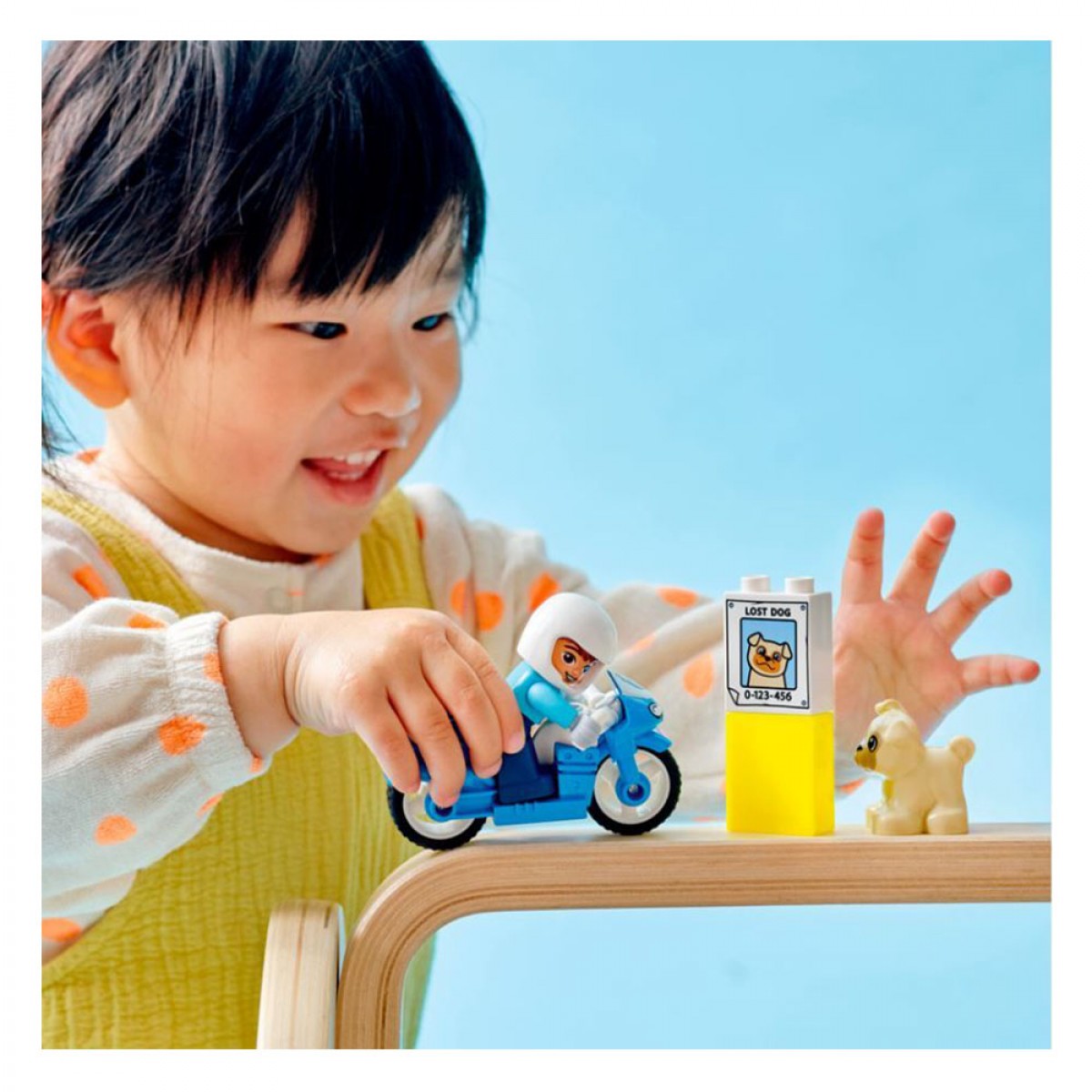 LEGO POLICE MOTORCYCLE 10967