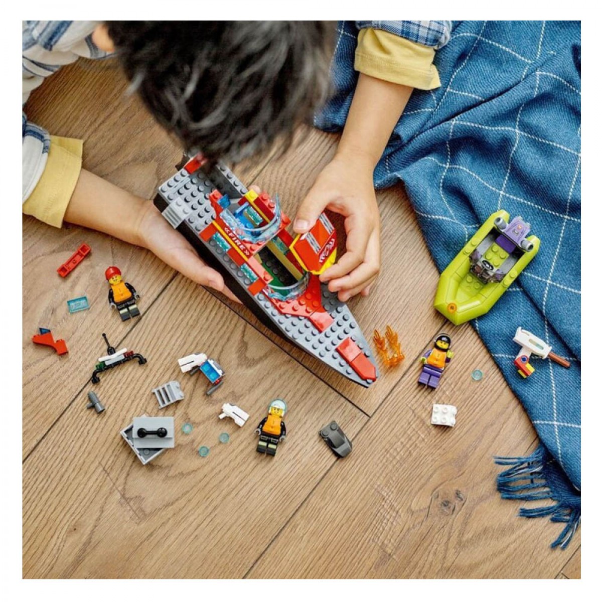 LEGO FIRE RESCUE BOAT 60373
