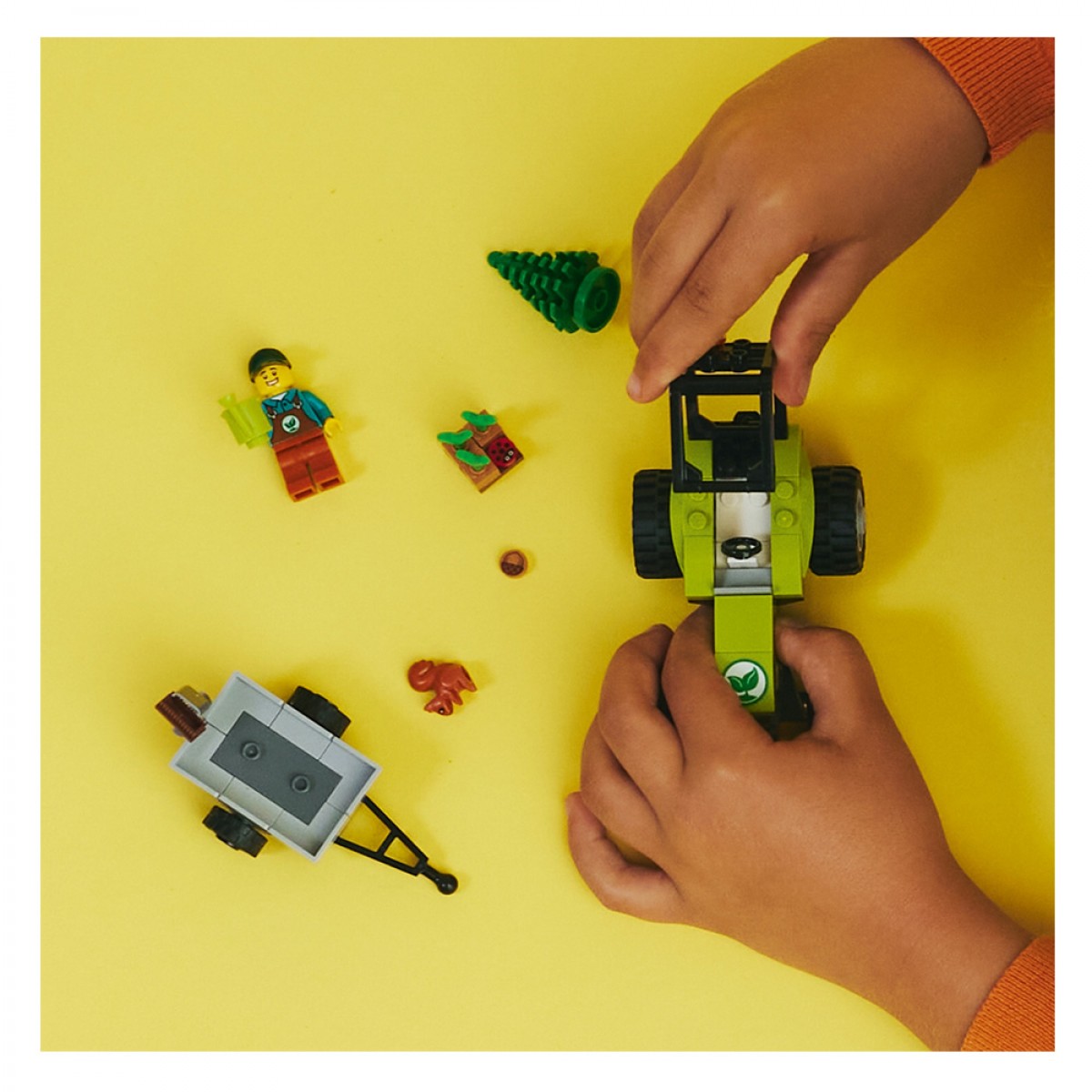 LEGO PARK TRACTOR 60390 LEGO PARK TRACTOR 60390