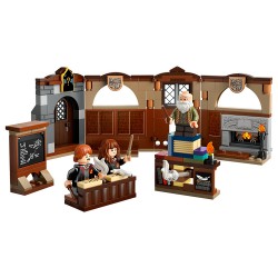 LEGO HOGWARTS CASTLE CHARMS CLASS 76442