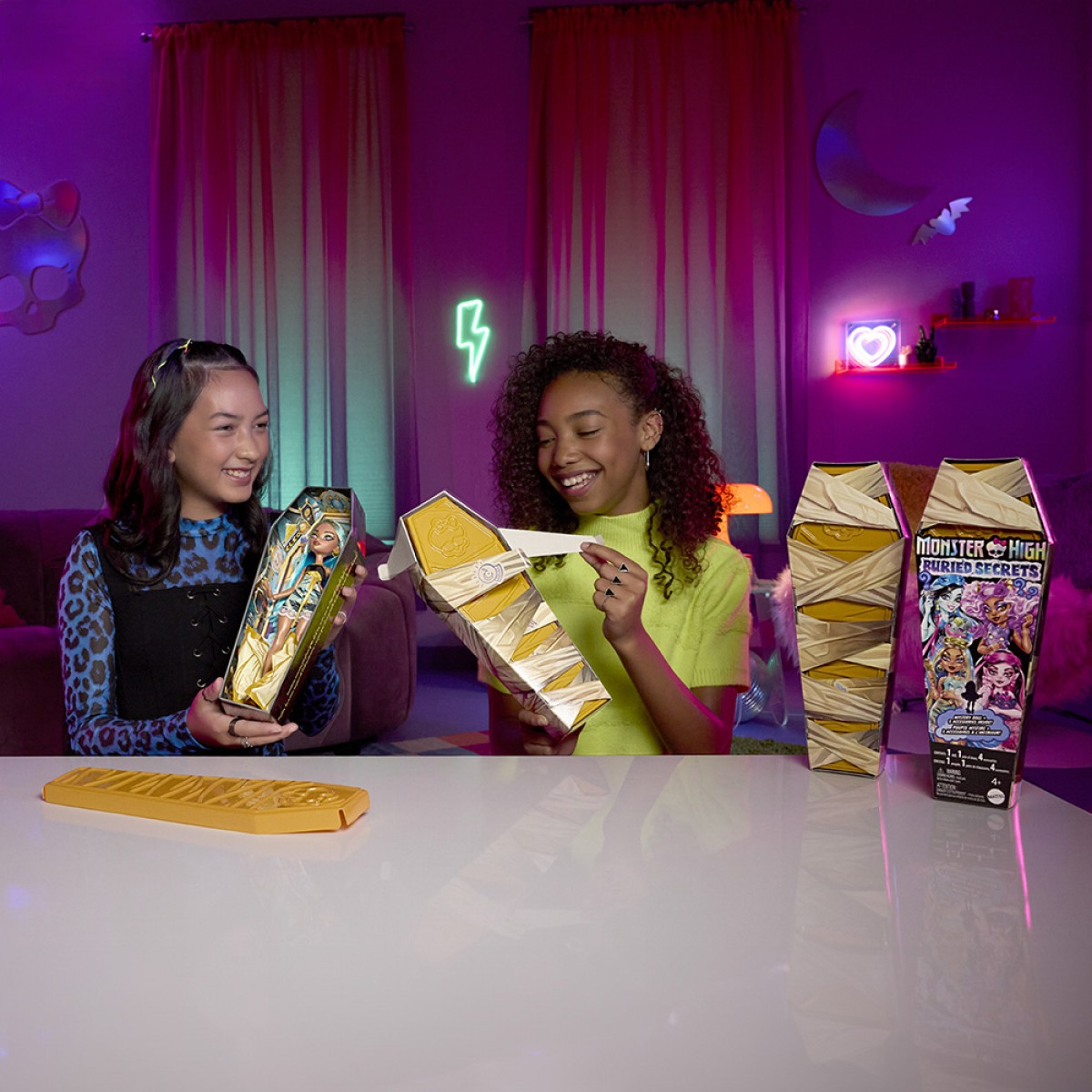 MATTEL MONSTER HIGH BURIED SECRETS HYV64