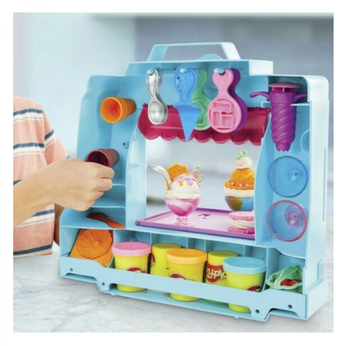 PLAY-DOH ICE CREAM TRUCK F13900