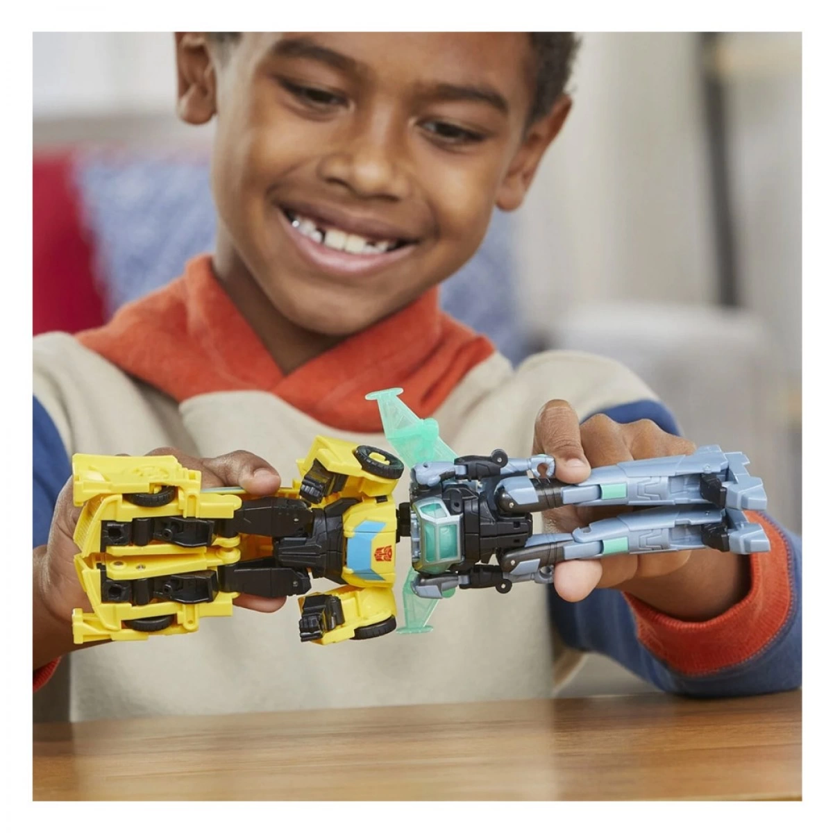 HASBRO TRANSFORMERS EARTHSPARK COMBINER 2 (BUMBLEBEE/MO MALTO ) F8439
