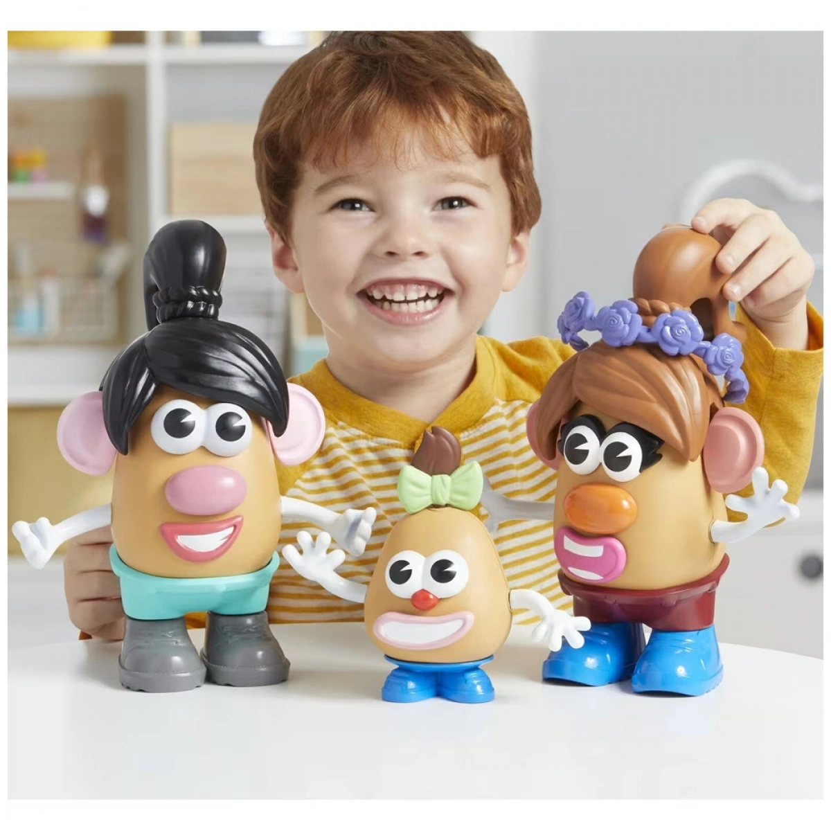 HASBRO POTATO HEAD FAMILY - CREATE YOUR FAMILY SET F9408