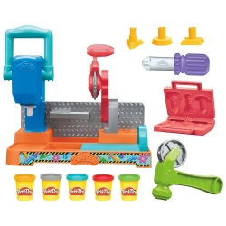 HASBRO PLAY DO STAMP N SAW TOOL BENCH F9141