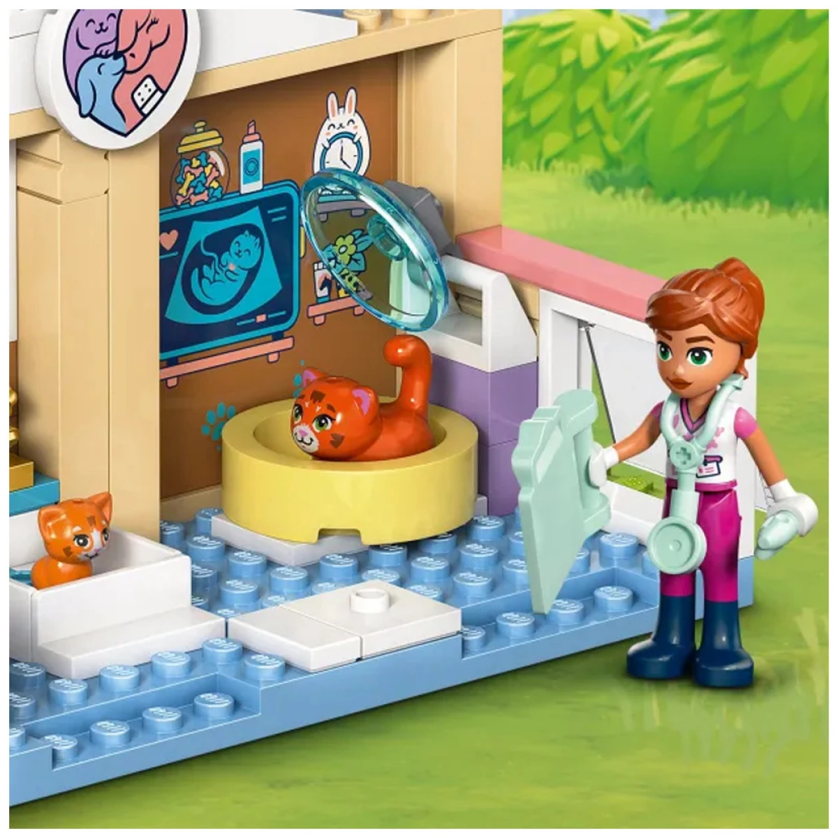 LEGO ANIMAL VET CLINIC 42696