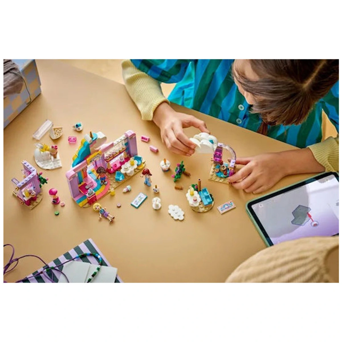 LEGO UNICORN DREAM CAFE 42684
