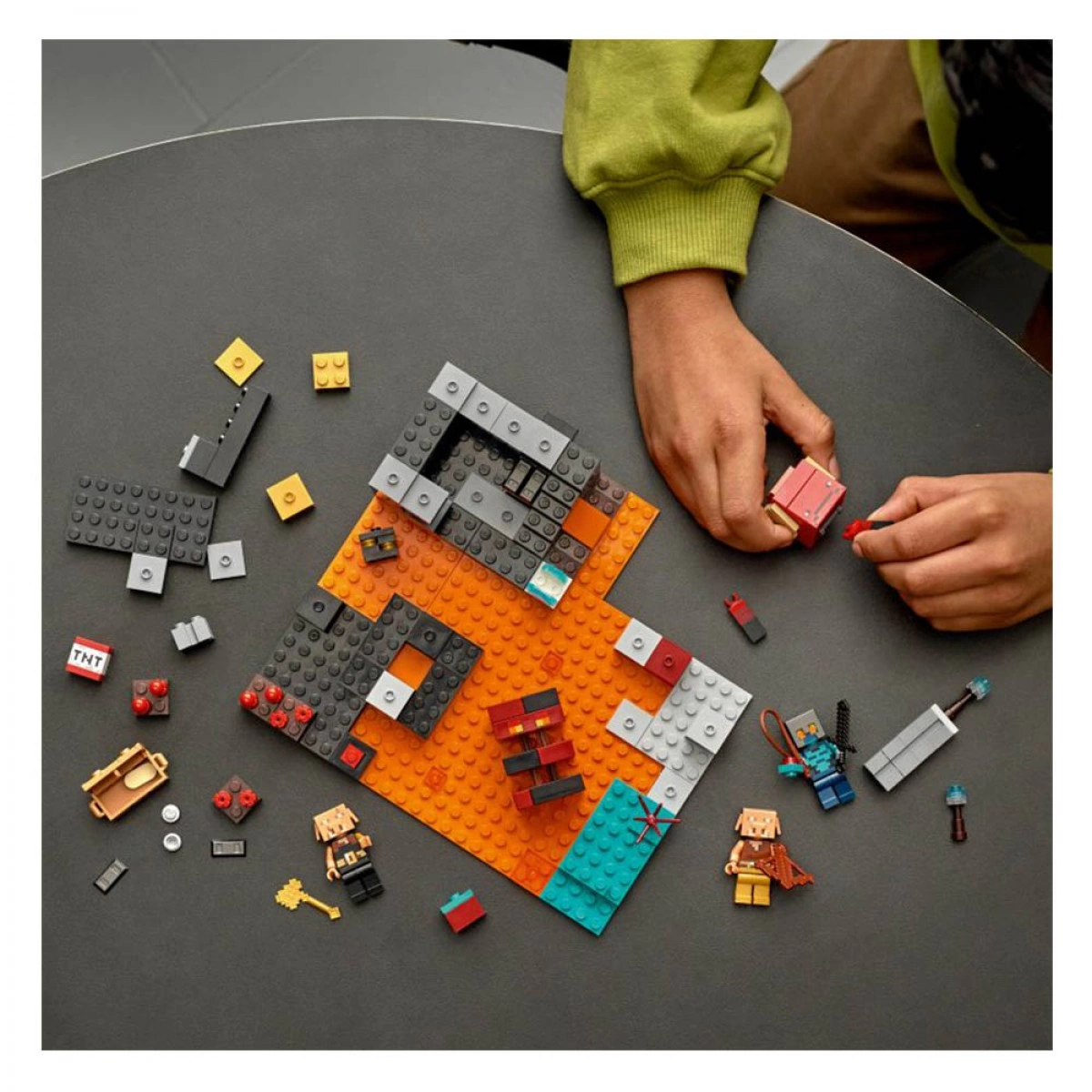 LEGO MINECRAFT THE NETHER BASTION 21185