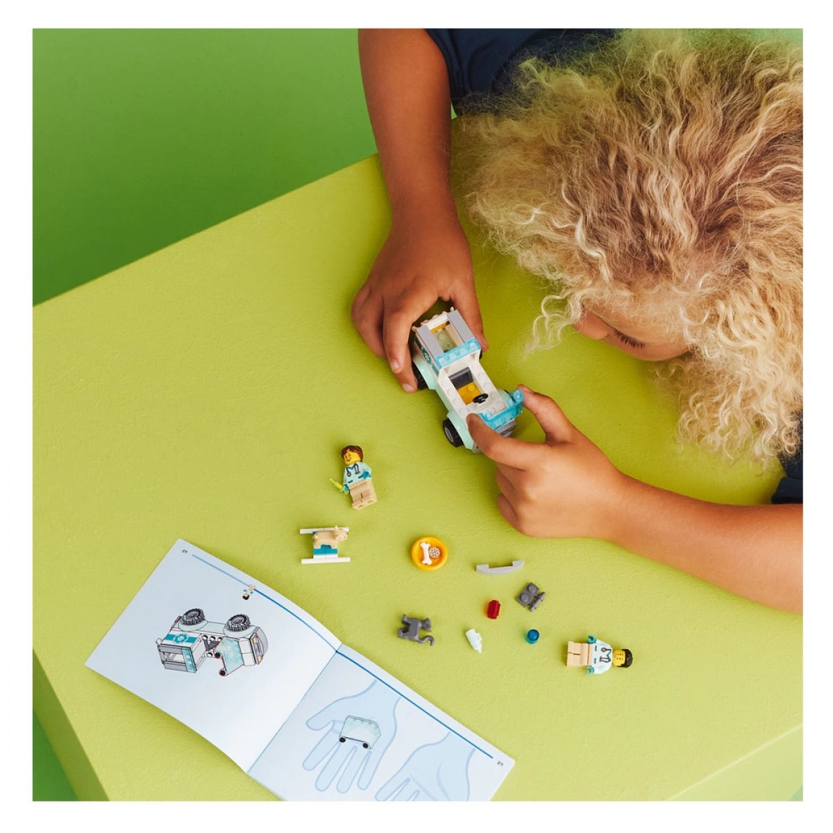 LEGO VET VAN RESCUE 60382