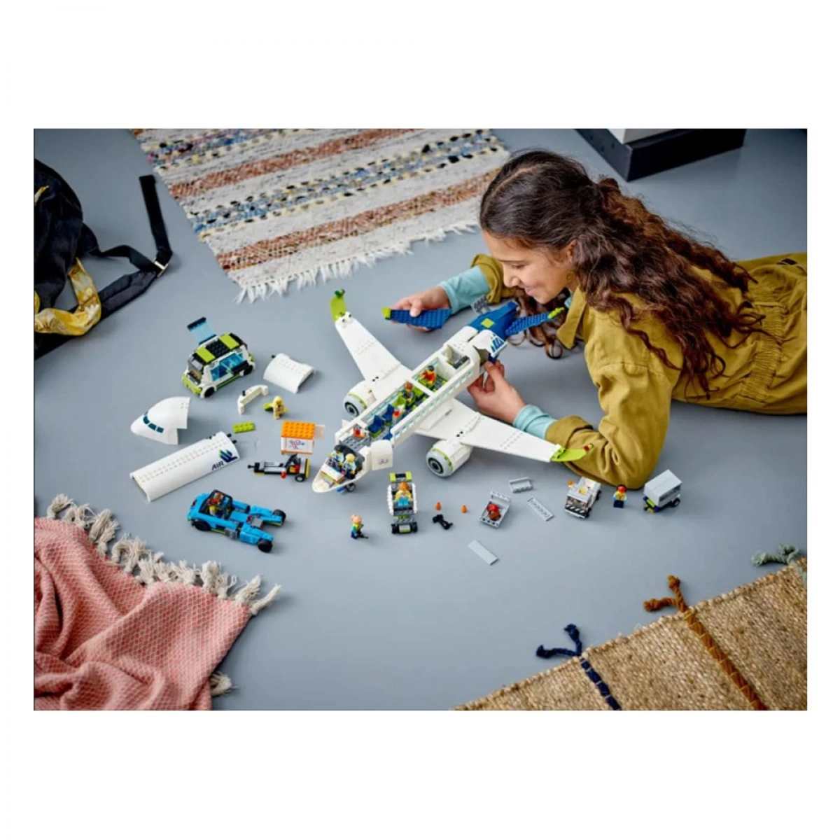 LEGO PASSENGER AIRPLANE 60367