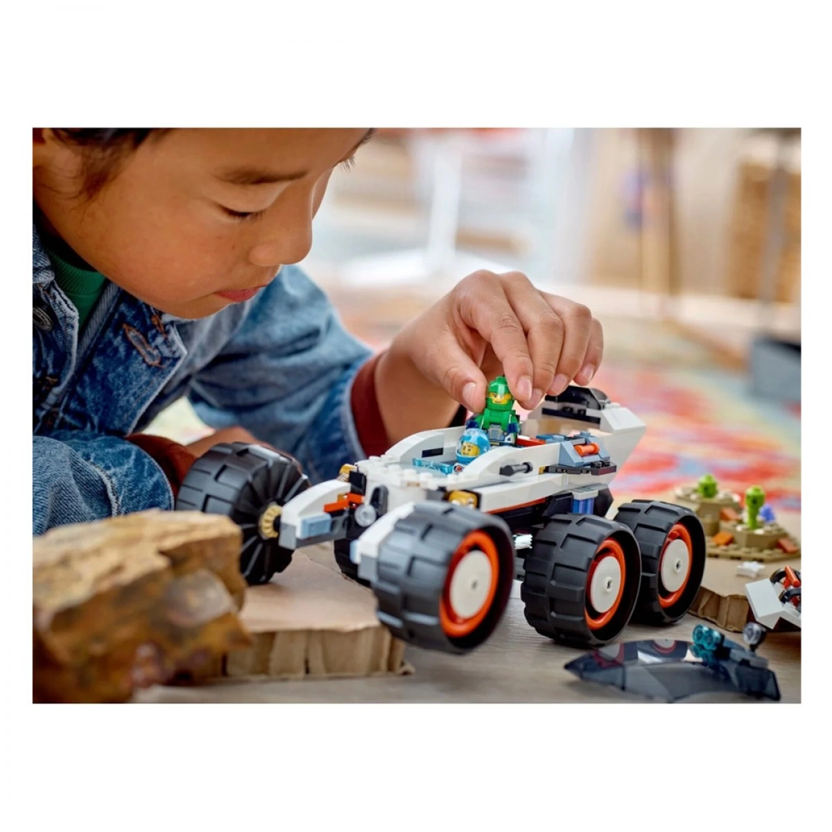 LEGO SPACE EXPLORER ROVER AND ALIEN LIFE 60431