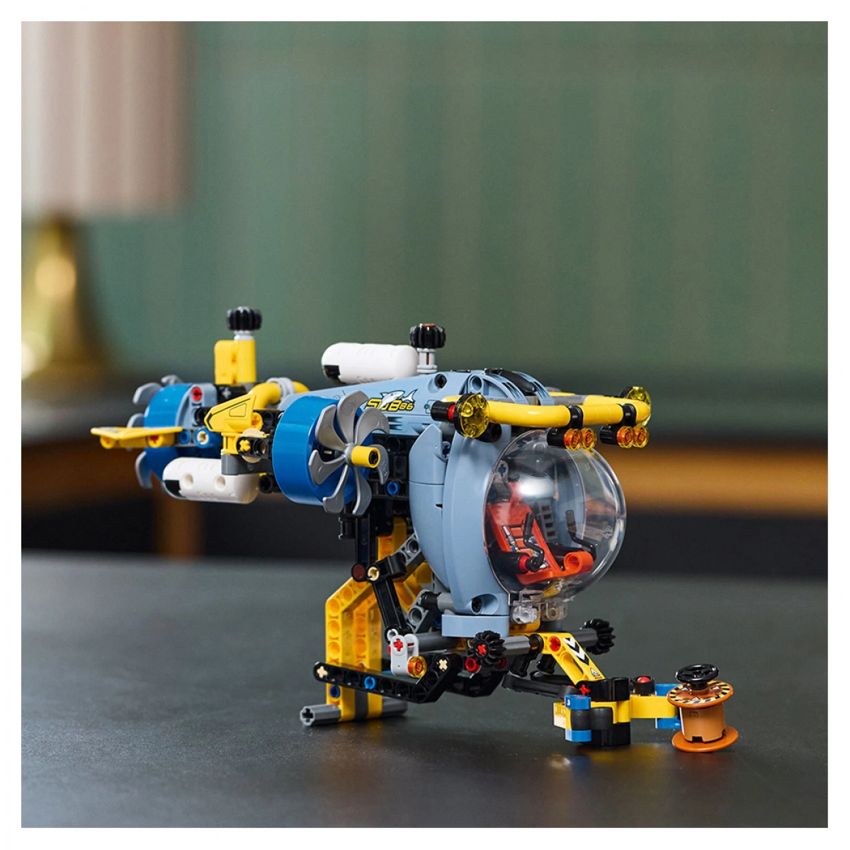 LEGO DEEP SEA RESEARCH SUBMARINE 42201