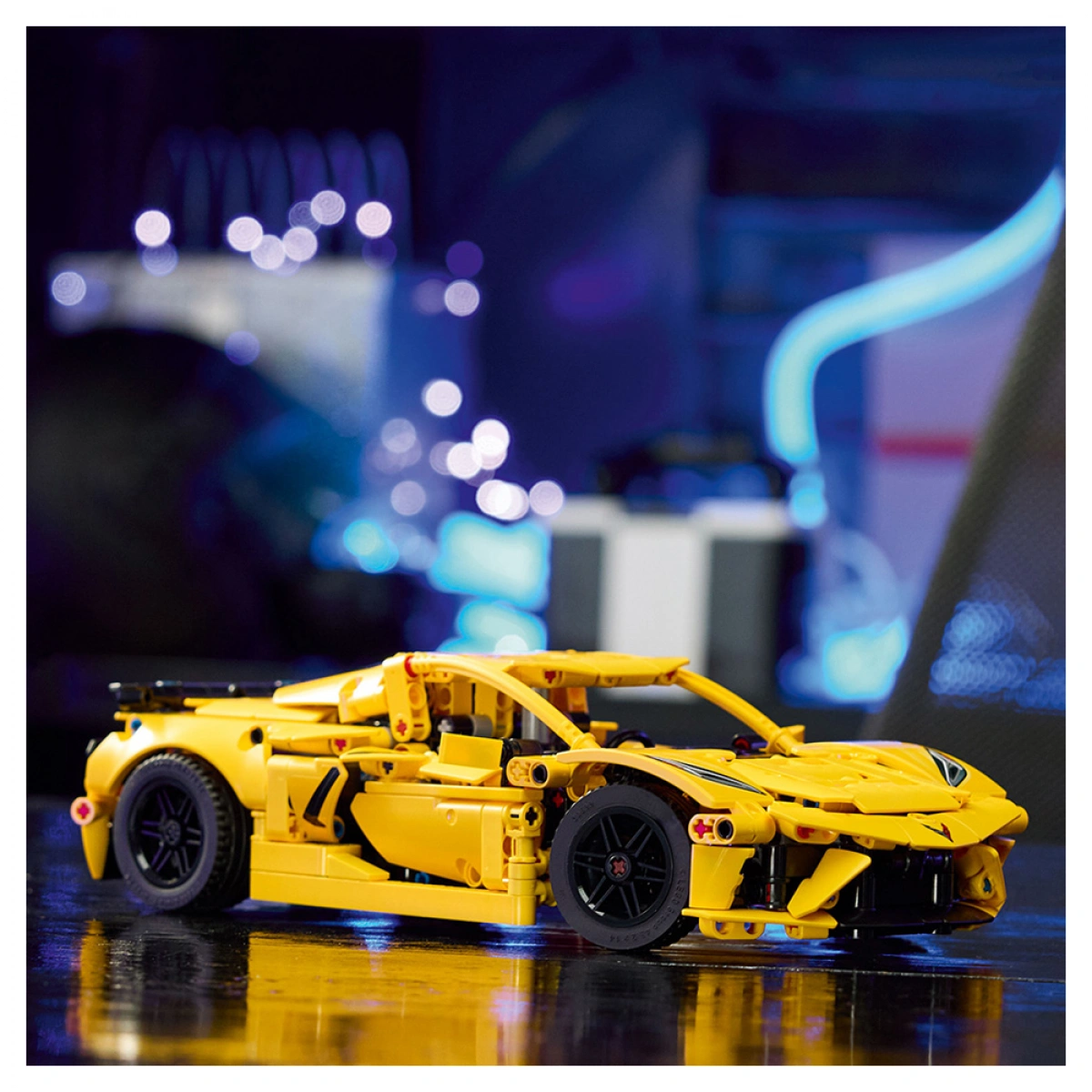 LEGO CHEVROLET CORVETTE STINGRAY 42205