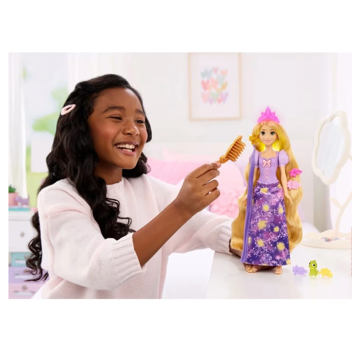 MATTEL ΡΑΠΟΥΝΖΕΛ ΜΕ ΜΑΛΛΙΑ ΠΟΥ ΛΑΜΠΟΥΝ  HJL46