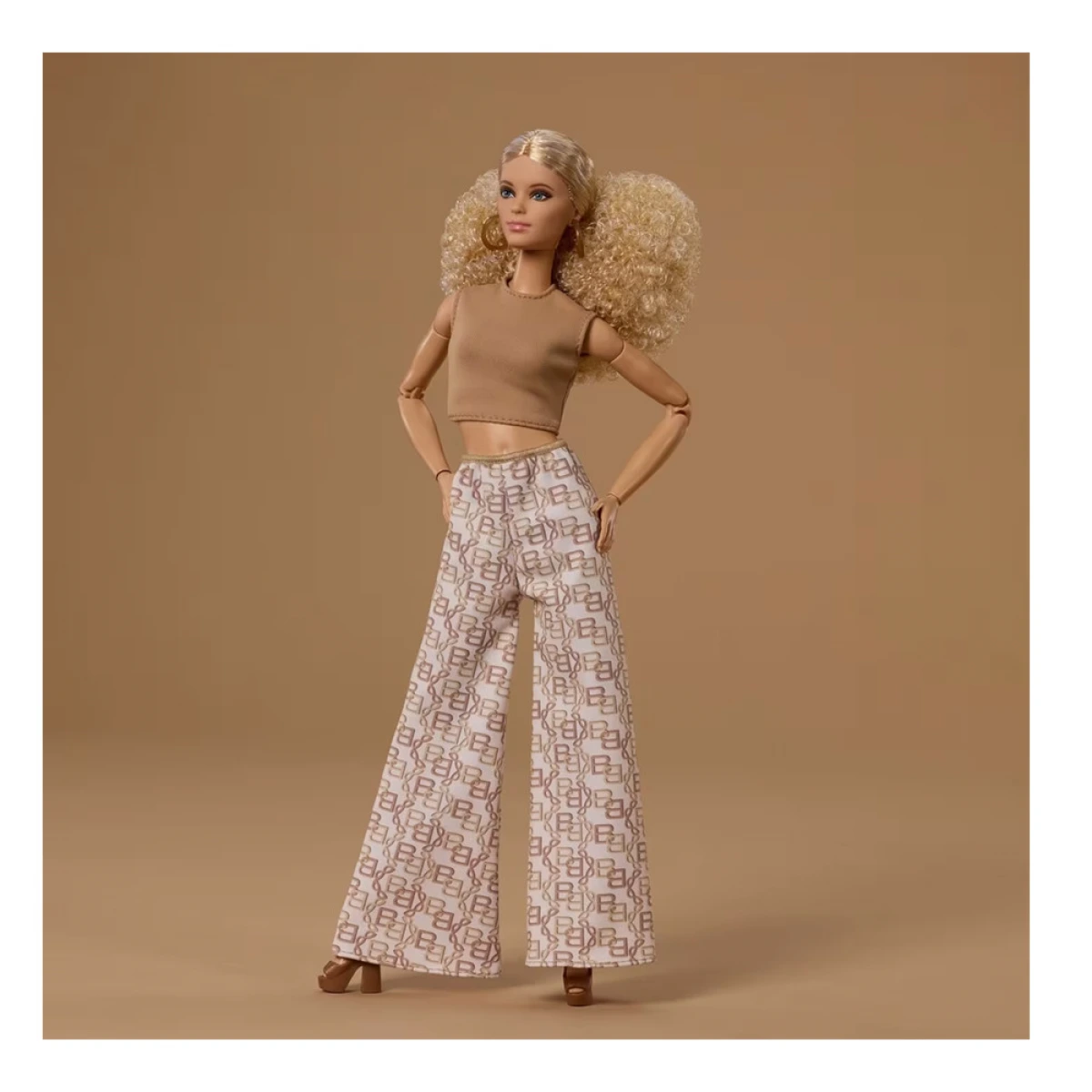 MATTEL BARBIE BASICS ΞΑΝΘΙΑ JJX26