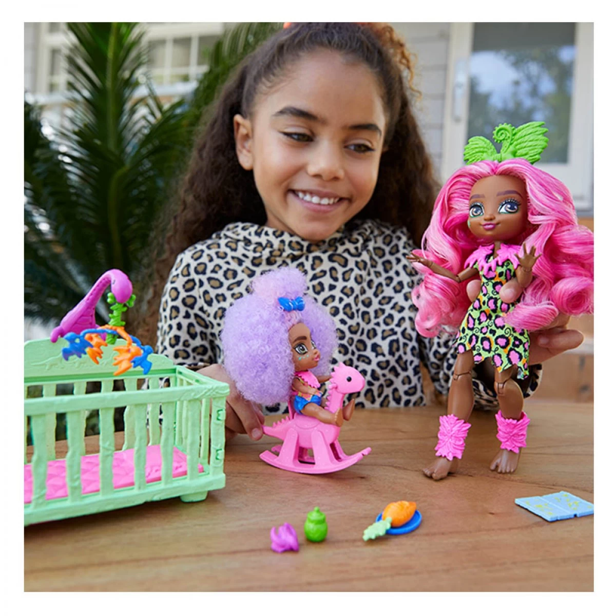 MATTEL CAVE CLUB ΜΕΓΑΛΟ ΣΕΤ FERNESSA & FURRAH GNL92