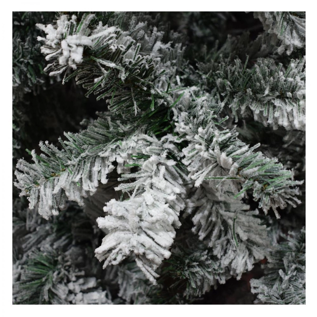 OEM ΧΡΙΣΤΟΥΓΕΝΙΑΤΙΚΟ ΔΕΝΤΡΟ ΧΙΟΝΙΣΜΕΝΟ 5781 (210 ΕΚ.)