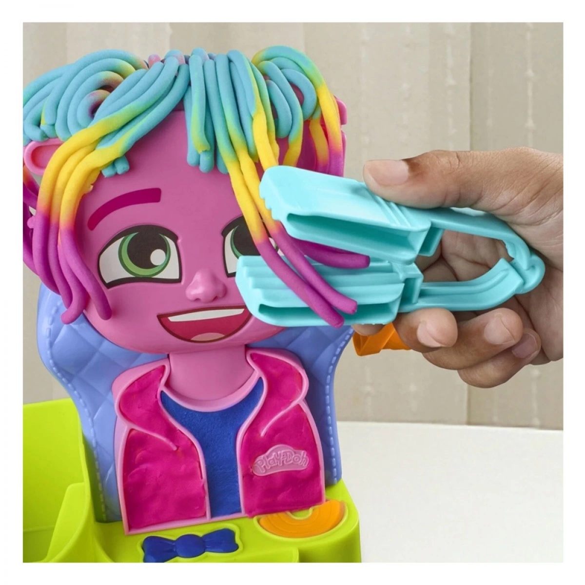 PLAY-DOH HAIR STYLIN SALON  PLAY-DOH F8807