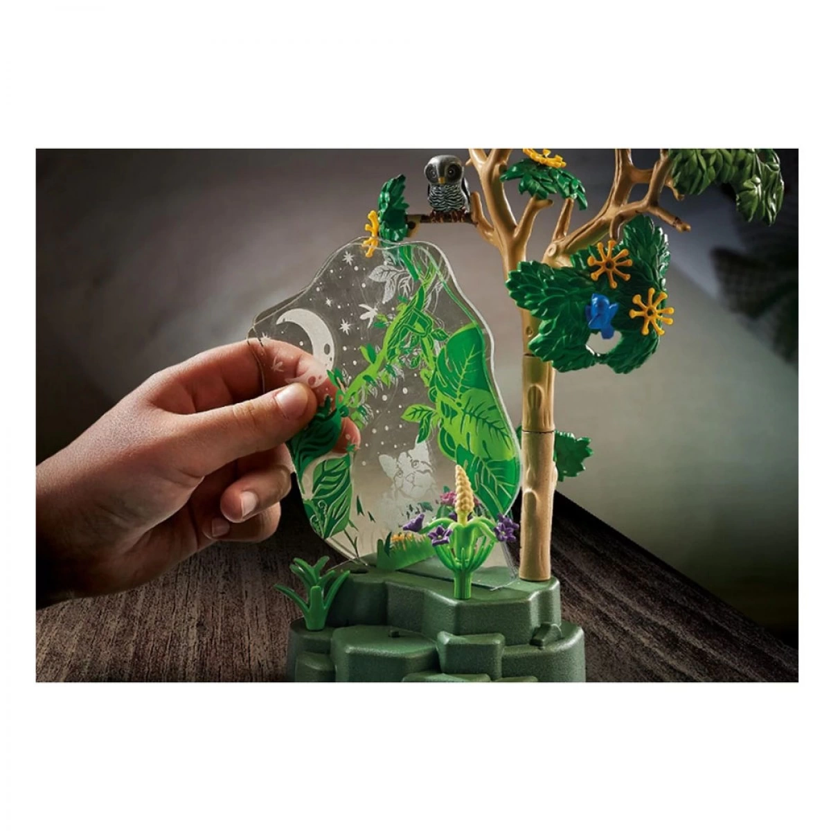 PLAYMOBIL ΦΩΤΙΖΟΜΕΝΟ ΤΡΟΠΙΚΟ ΔΕΝΤΡΟ / ΕΞΕΡΕΥΝΗΤΕΣ 71009