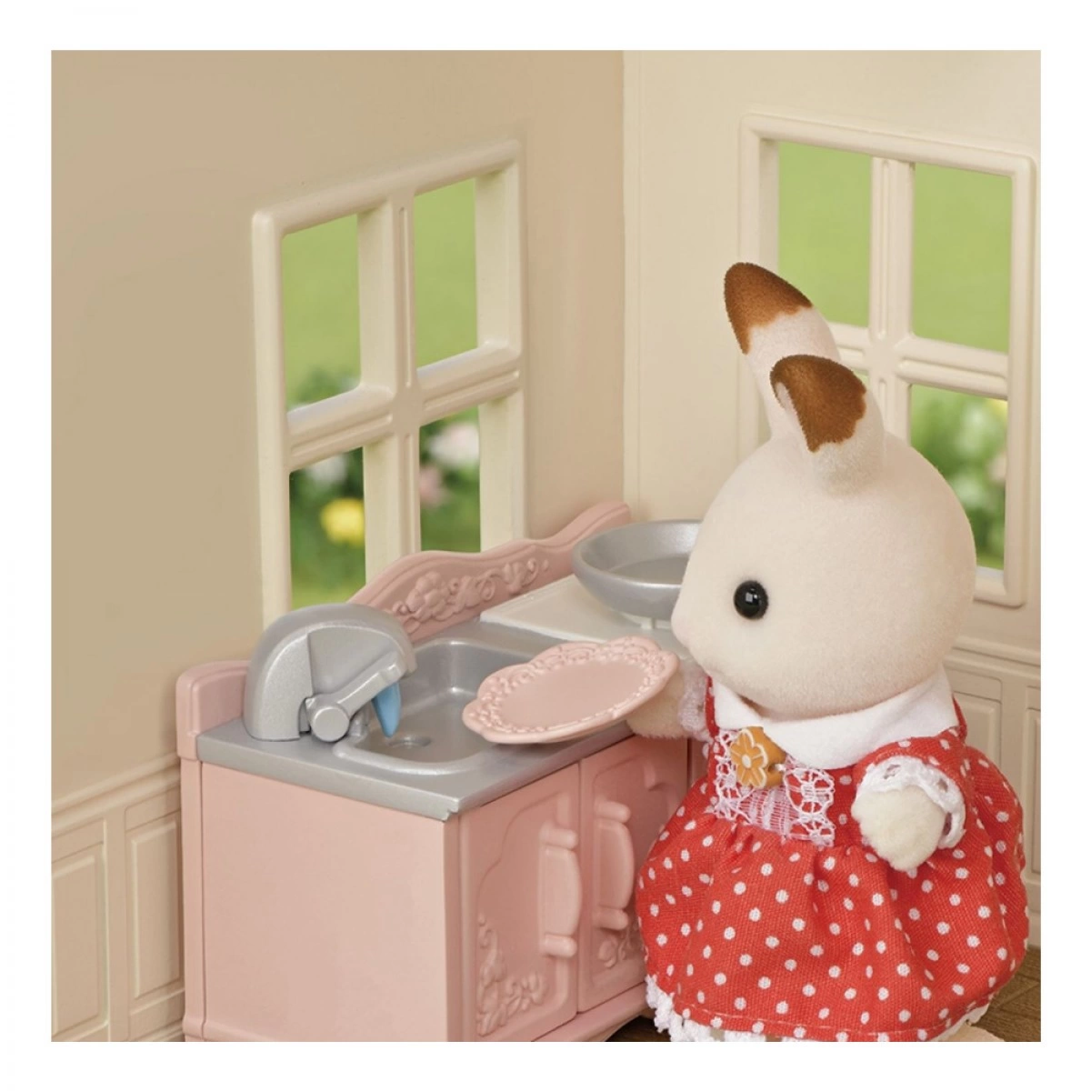 SYLVANIAN FAMILIES ΣΠΙΤΙ ΤΟΥ ΑΓΡΟΥ ΜΕ ΚΟΚΚΙΝΗ ΣΚΕΠΗ 5567