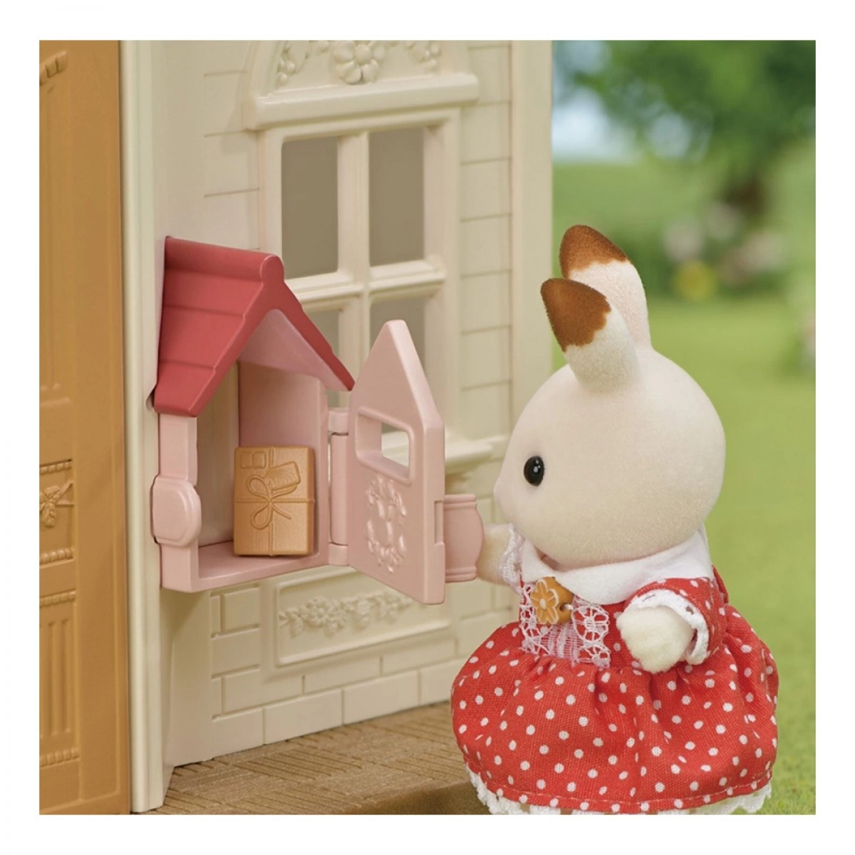 SYLVANIAN FAMILIES ΣΠΙΤΙ ΤΟΥ ΑΓΡΟΥ ΜΕ ΚΟΚΚΙΝΗ ΣΚΕΠΗ 5567
