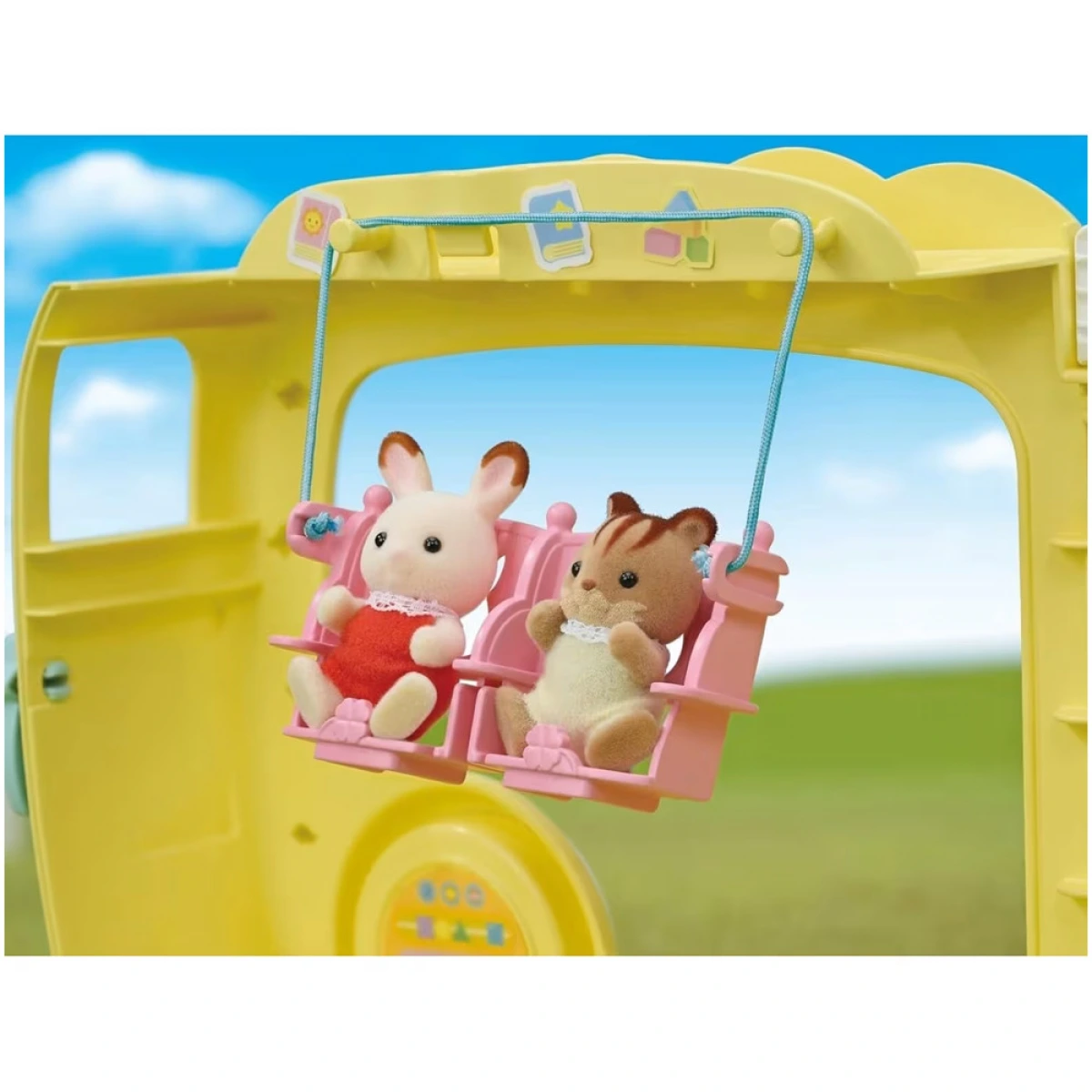 SYLVANIAN FAMILIES ΛΕΩΦΟΡΕΙΟ ΒΡΕΦΟΝΗΠΙΑΚΟΥ ΣΤΑΘΜΟΥ & ΔΙΑΣΚΕΔΑΣΤΙΚΟ ΟΥΡΑΝΙΟ ΤΟΞΟ 5744