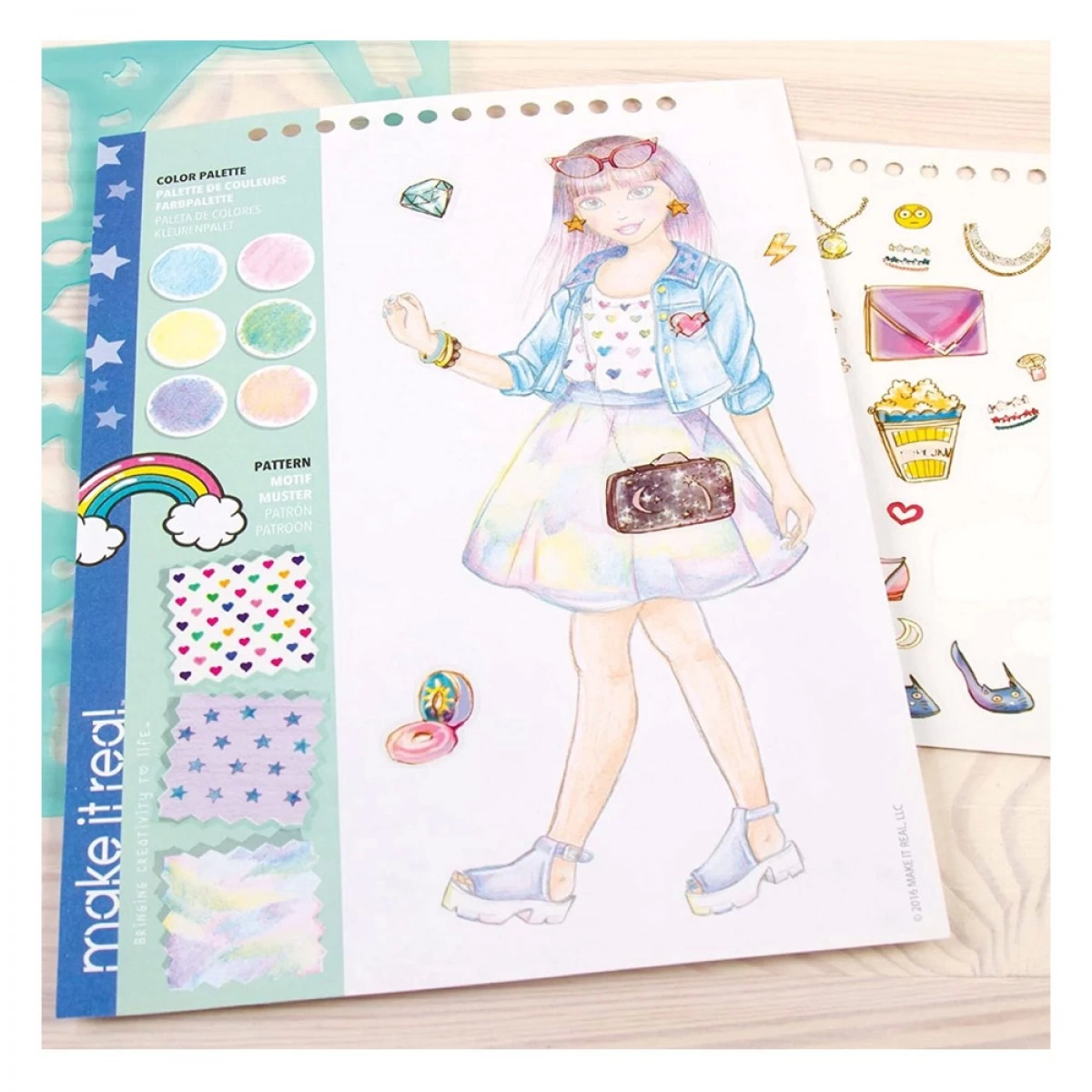 MAKE IT REAL FASHION  DESIGN SKETCHBOOK DIGITAL DREAM 3203